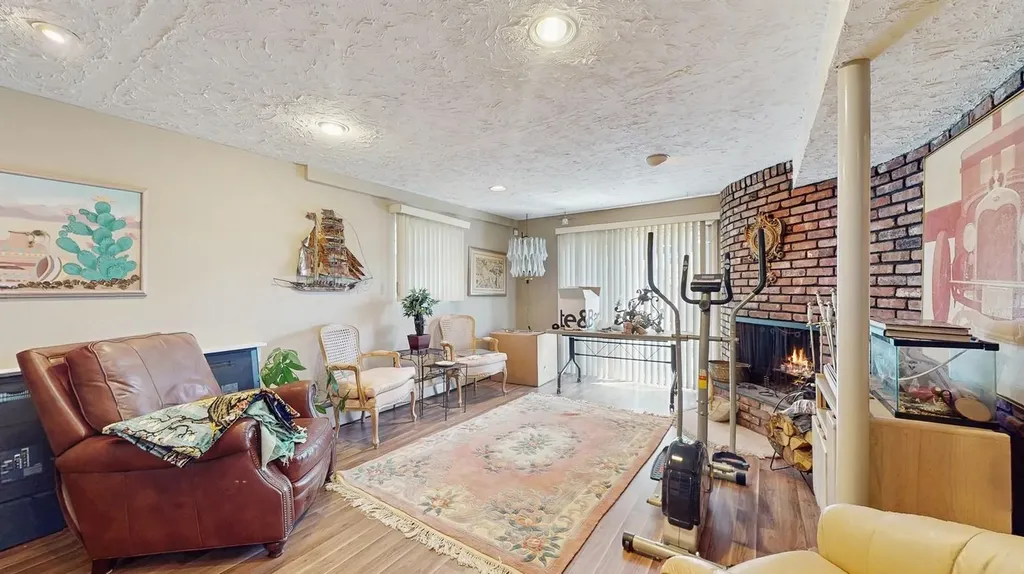 336 Thompson Avenue Oceanside NY 11572