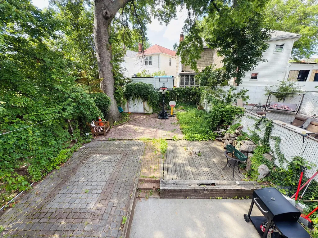 2891 Dudley Avenue Bronx NY 10461