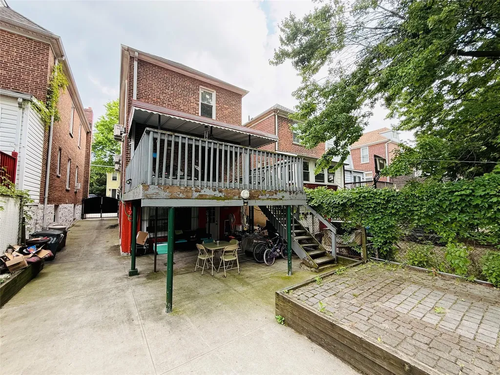 2891 Dudley Avenue Bronx NY 10461