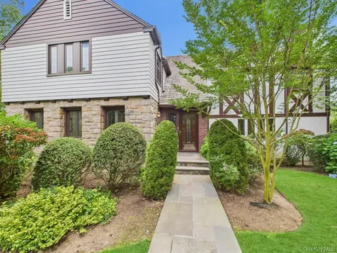 75 Lord Kitchener Road New Rochelle NY 10804