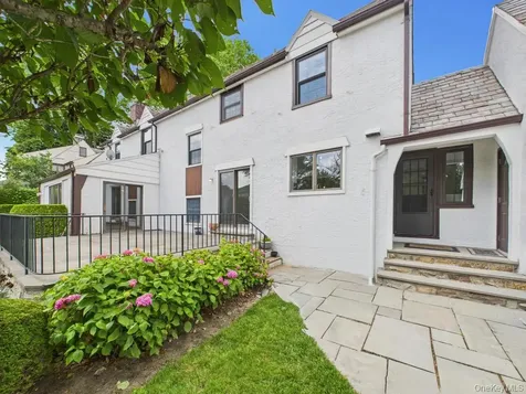75 Lord Kitchener Road New Rochelle NY 10804