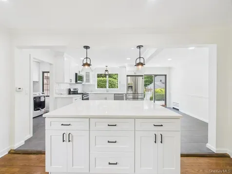 75 Lord Kitchener Road New Rochelle NY 10804