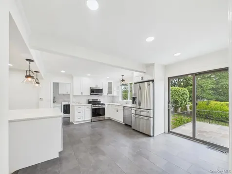 75 Lord Kitchener Road New Rochelle NY 10804
