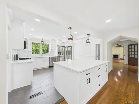 75 Lord Kitchener Road New Rochelle NY 10804