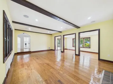 75 Lord Kitchener Road New Rochelle NY 10804