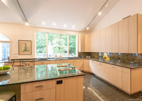 9 Swan Place Nissequogue NY 11780