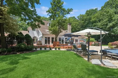 9 Swan Place Nissequogue NY 11780