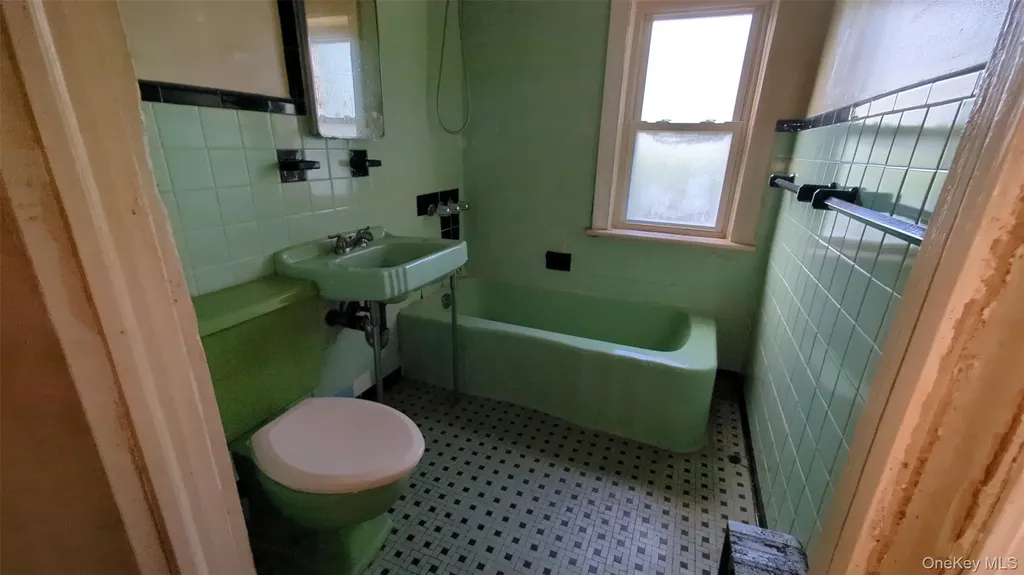 507 S 6th Avenue Mount Vernon NY 10550