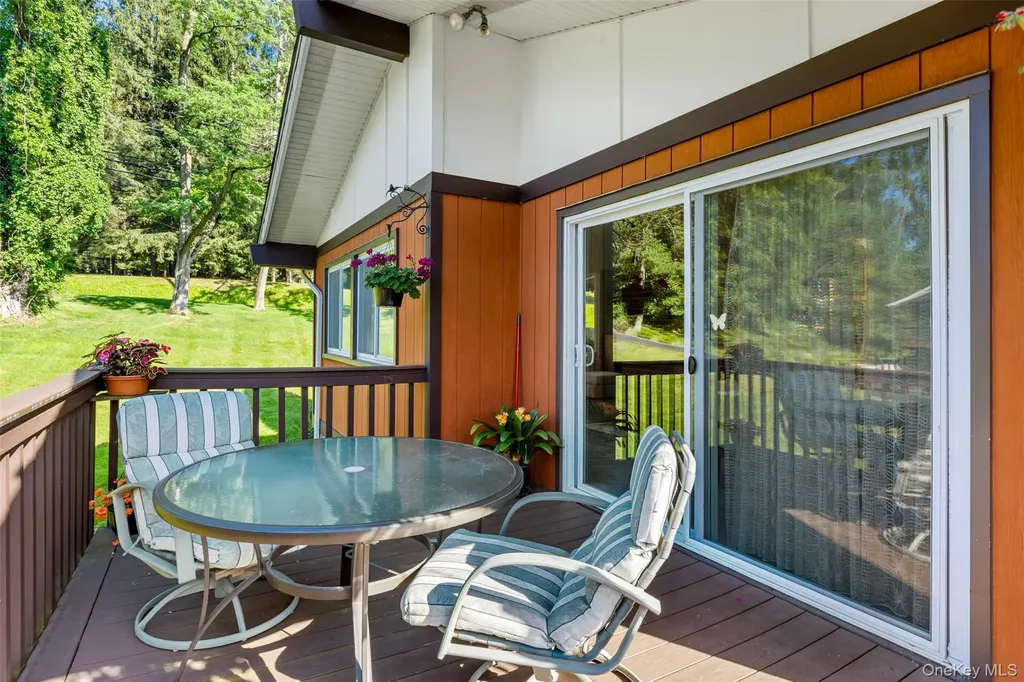 207 E Hook Road Hopewell Junction NY 12533