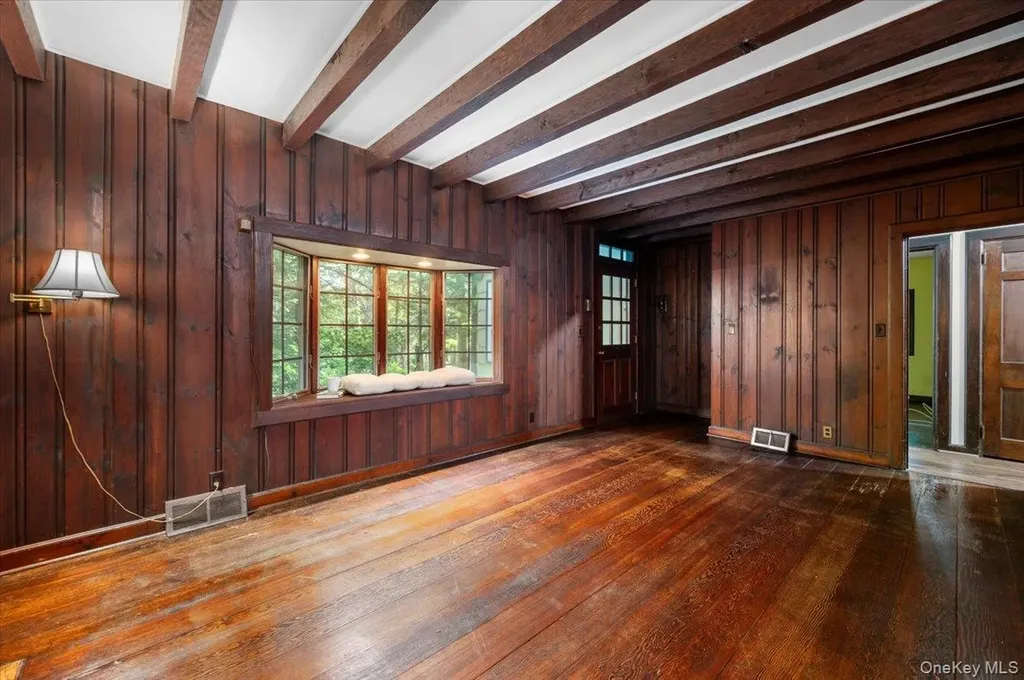 1064 Barrett Circle W Carmel NY 10512