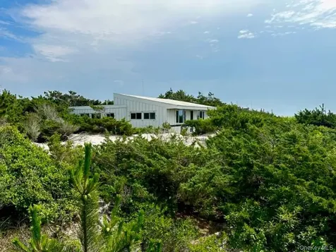 54 Lewis Walk Cherry Grove NY 11782