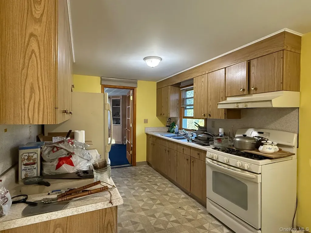 39 Maple Lane Dover Plains NY 12522