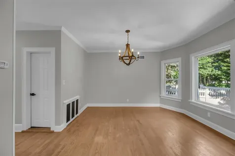 643 Deer Park Avenue Babylon NY 11702