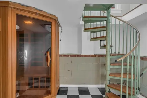 643 Deer Park Avenue Babylon NY 11702