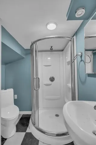 643 Deer Park Avenue Babylon NY 11702