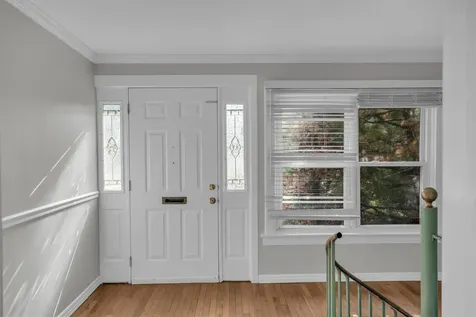 643 Deer Park Avenue Babylon NY 11702