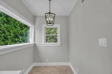 643 Deer Park Avenue Babylon NY 11702