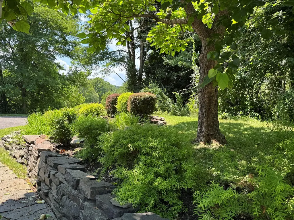 161 Whalesback Road Red Hook NY 12571