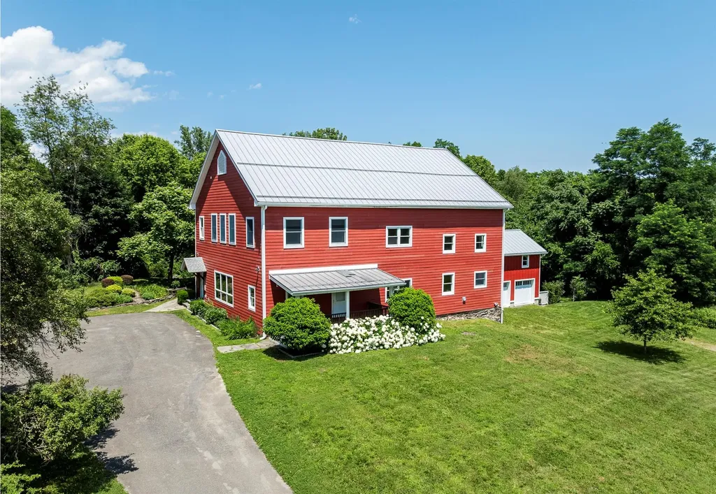 161 Whalesback Road Red Hook NY 12571