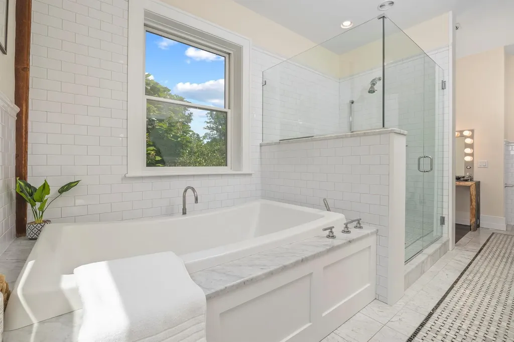 161 Whalesback Road Red Hook NY 12571