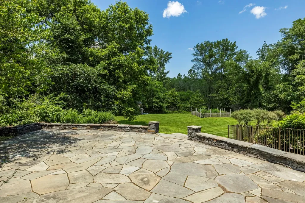 161 Whalesback Road Red Hook NY 12571
