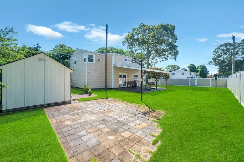 20 College Road Selden NY 11784