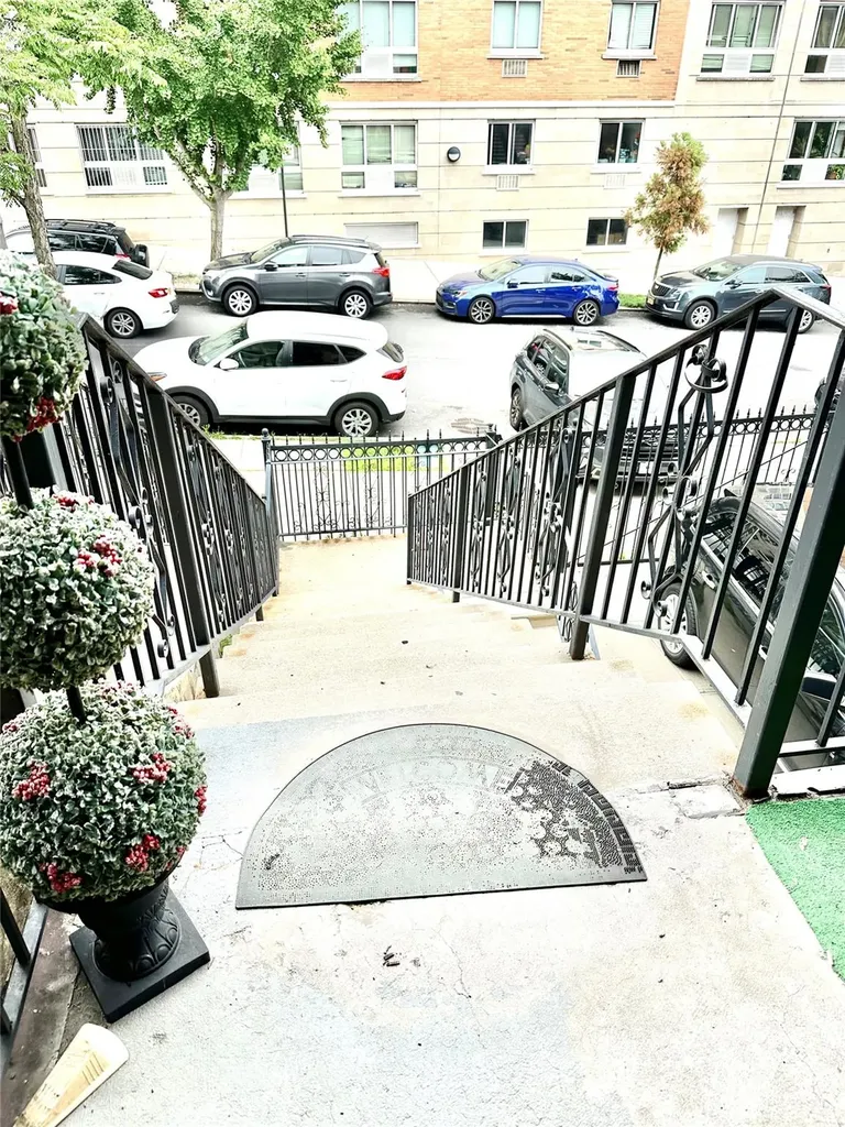 1389 Shakespeare Avenue Bronx NY 10452