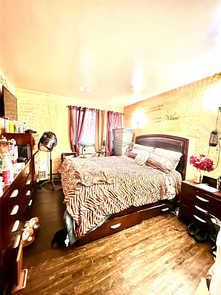 1389 Shakespeare Avenue Bronx NY 10452