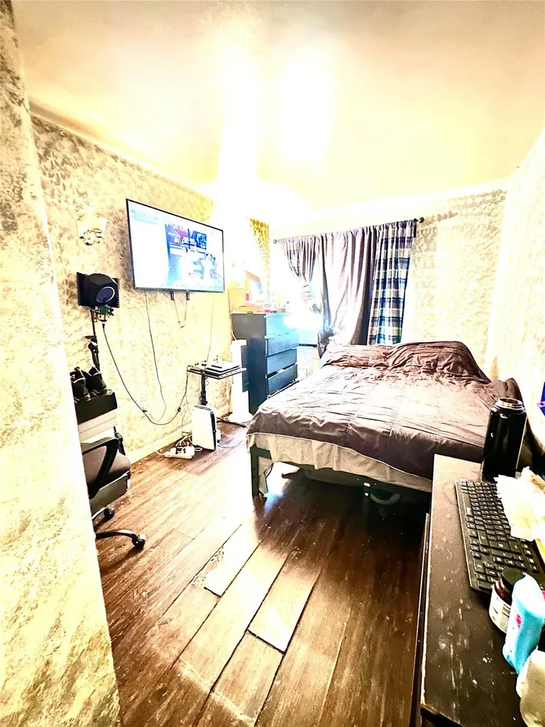 1389 Shakespeare Avenue Bronx NY 10452