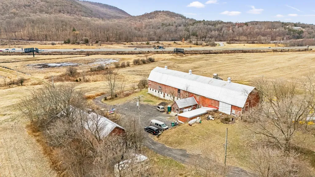 207 Greycourt Road Chester NY 10918