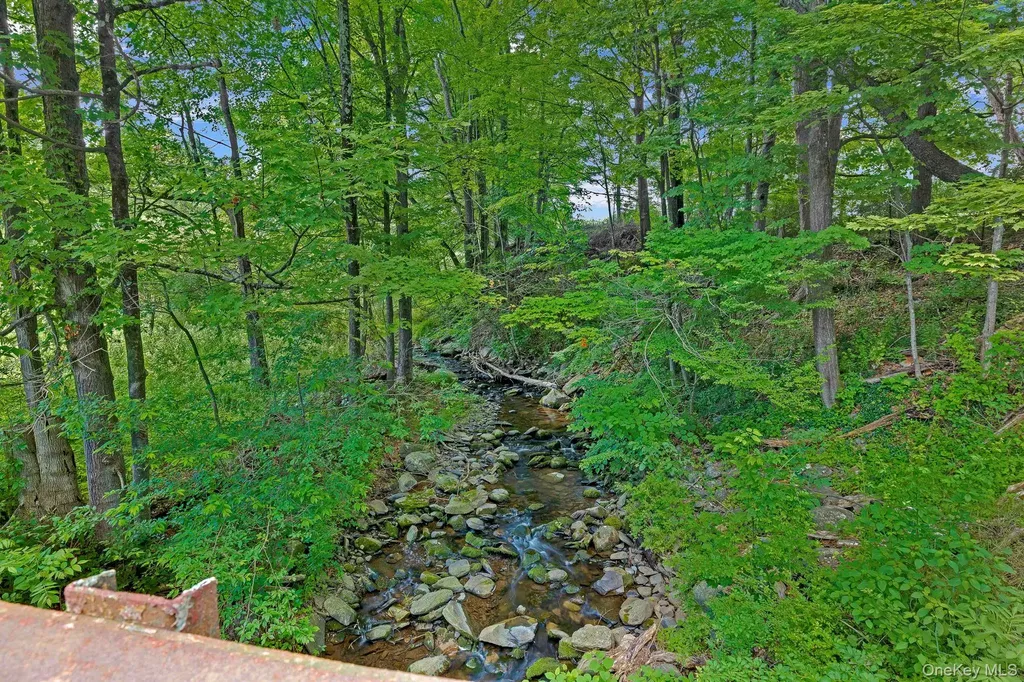 767 Cherrytown Road Kerhonkson NY 12446
