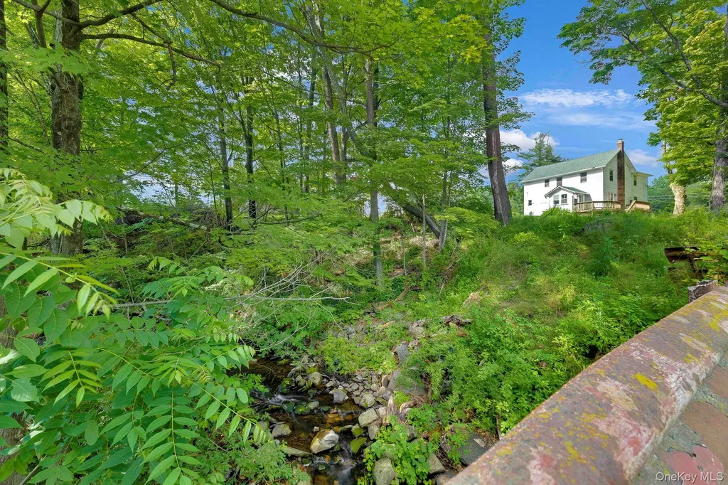 767 Cherrytown Road Kerhonkson NY 12446