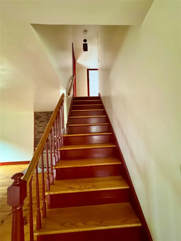 30 Schoonmaker Lane Stone Ridge NY 12484