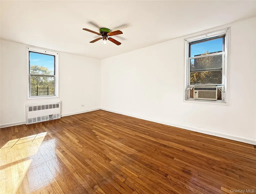 1480 Thieriot Avenue Bronx NY 10460
