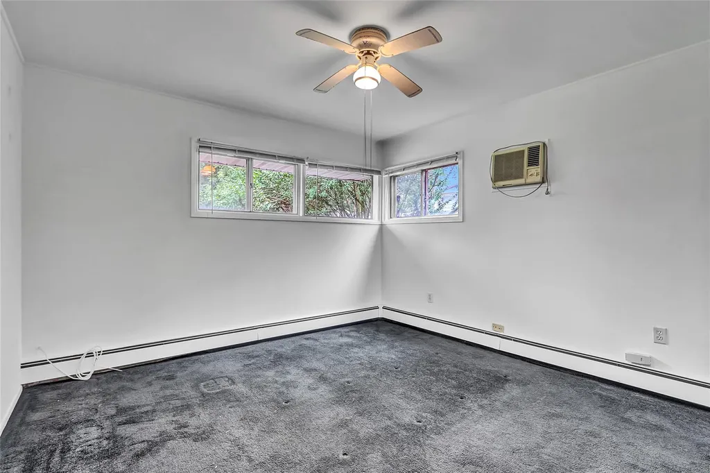 361 Twin S Lane Wantagh NY 11793