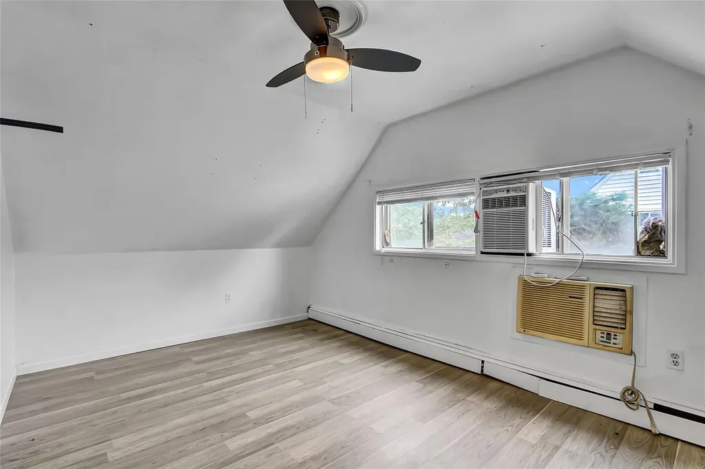361 Twin S Lane Wantagh NY 11793
