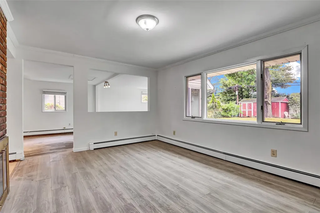 361 Twin S Lane Wantagh NY 11793