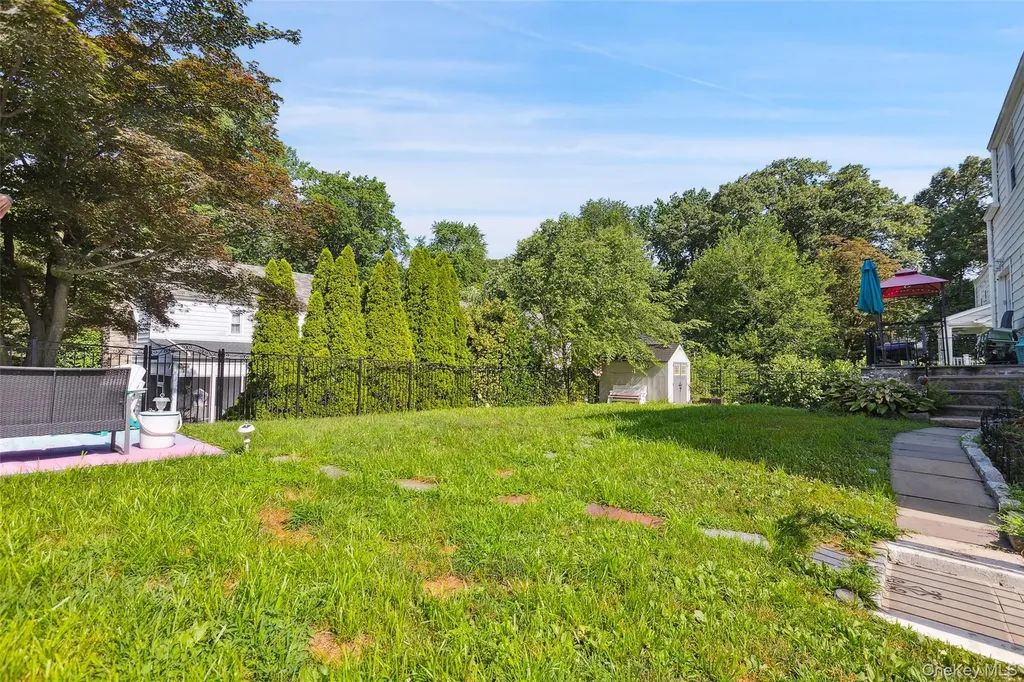 69 Ardell Road Bronxville NY 10708