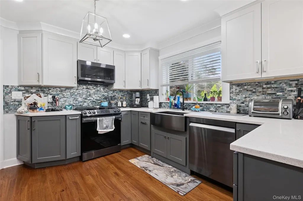 69 Ardell Road Bronxville NY 10708