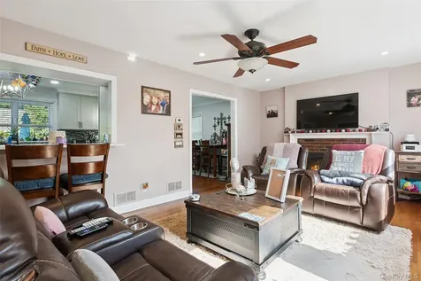 69 Ardell Road Bronxville NY 10708