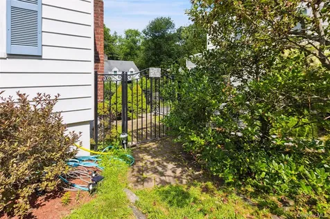 69 Ardell Road Bronxville NY 10708