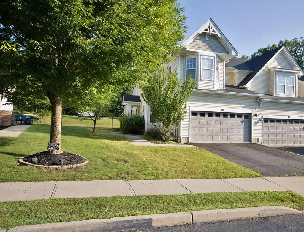 49 Cornwall Lane Middletown NY 10940