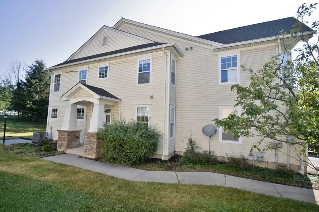49 Cornwall Lane Middletown NY 10940