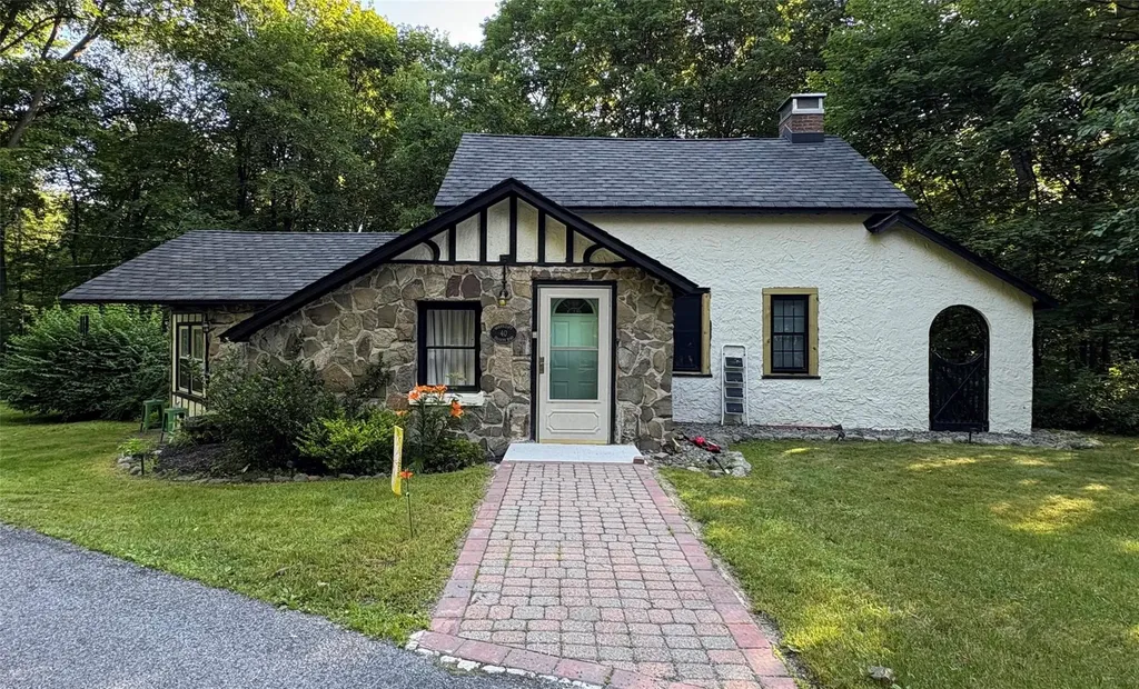 40 Browns Road Walden NY 12586