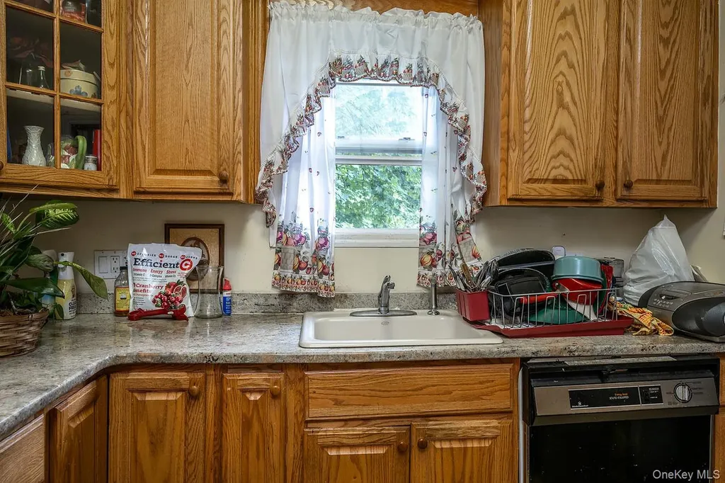 90 Broadway Ossining NY 10562