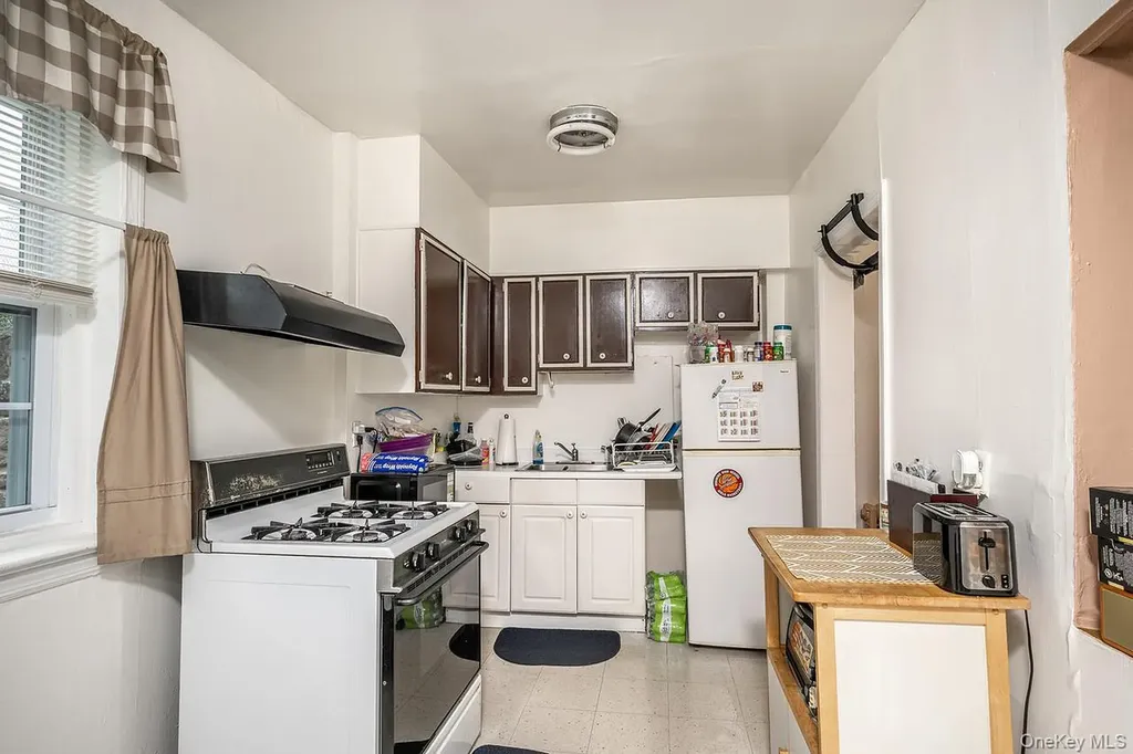 90 Broadway Ossining NY 10562