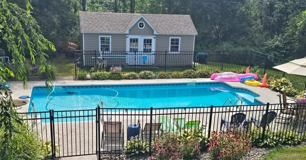 14 Sanok Drive Campbell Hall NY 10916