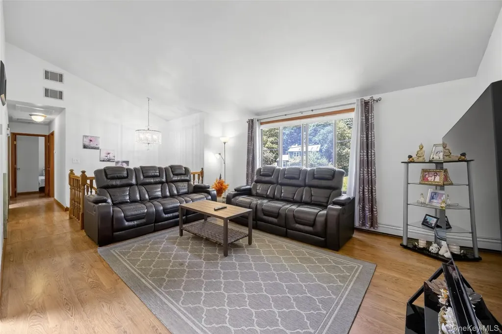 49 Raker Road Poughkeepsie NY 12603