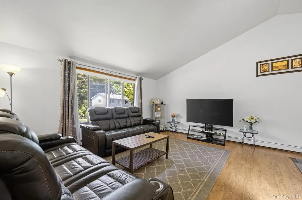 49 Raker Road Poughkeepsie NY 12603