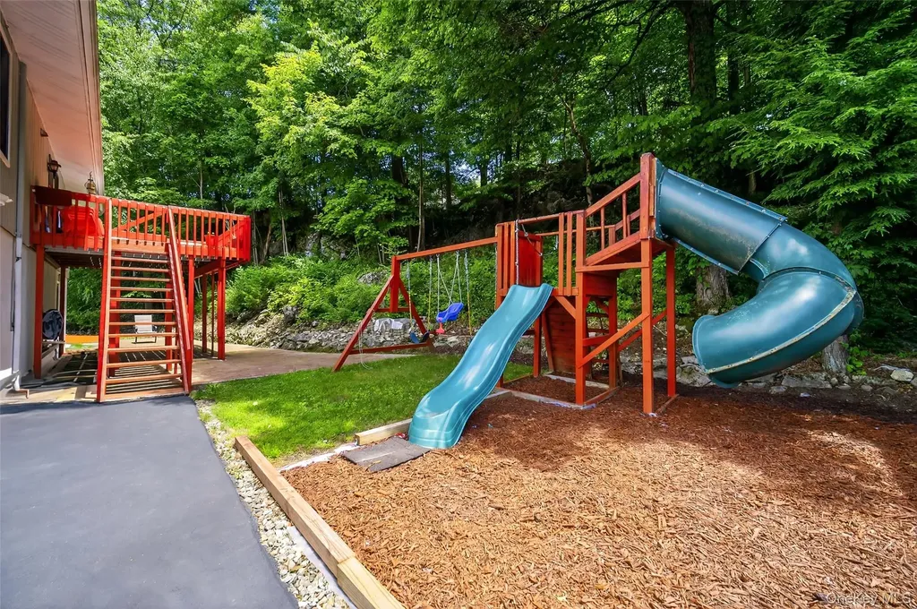 49 Raker Road Poughkeepsie NY 12603